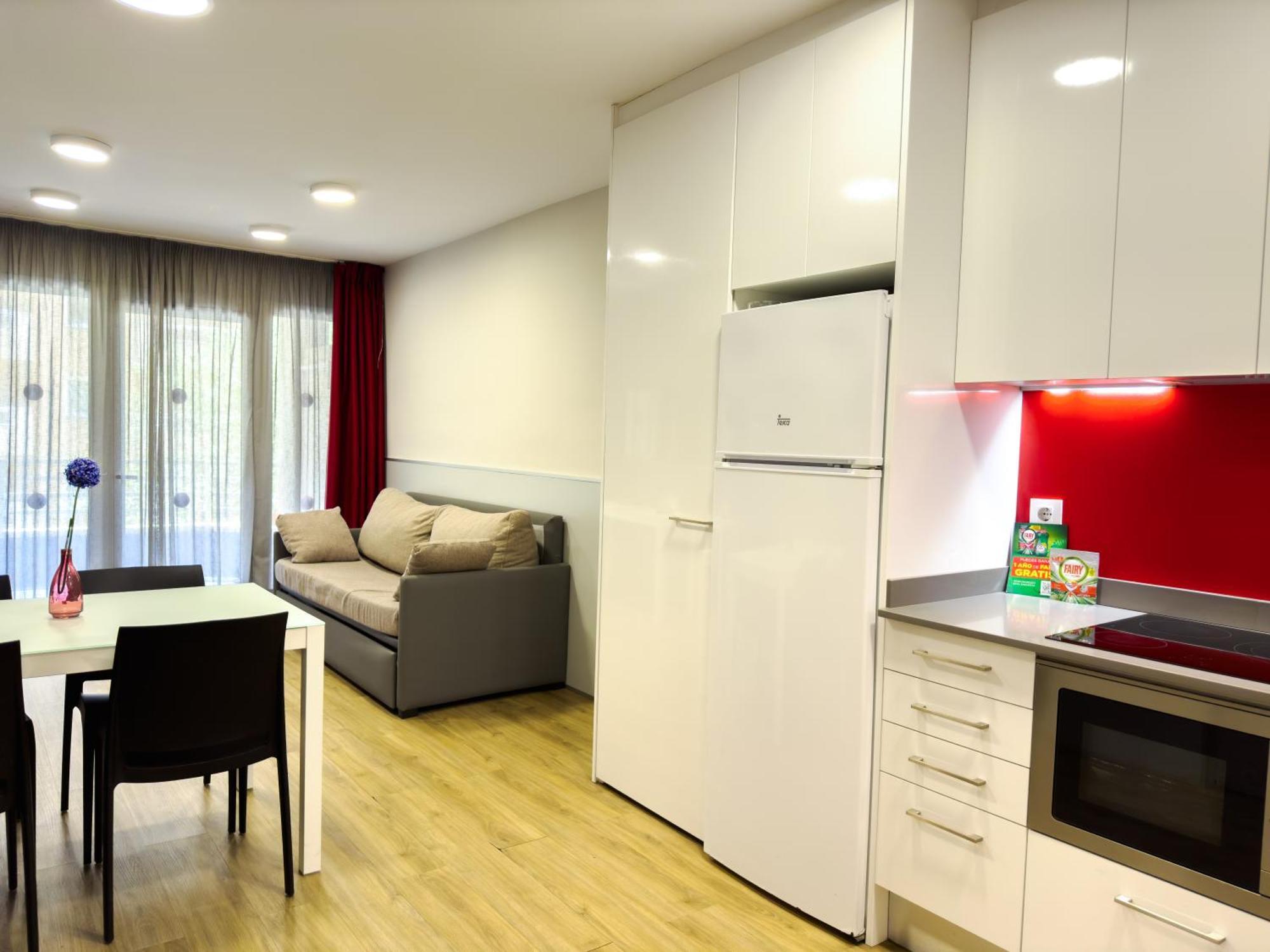 Rentalmar Zahara Family Suites Salou Exterior foto